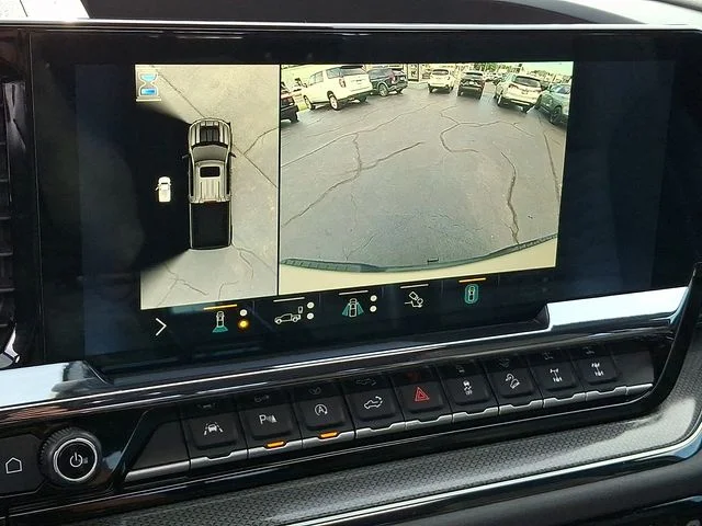Used 2022 Beige Chevrolet ZR2 image 18