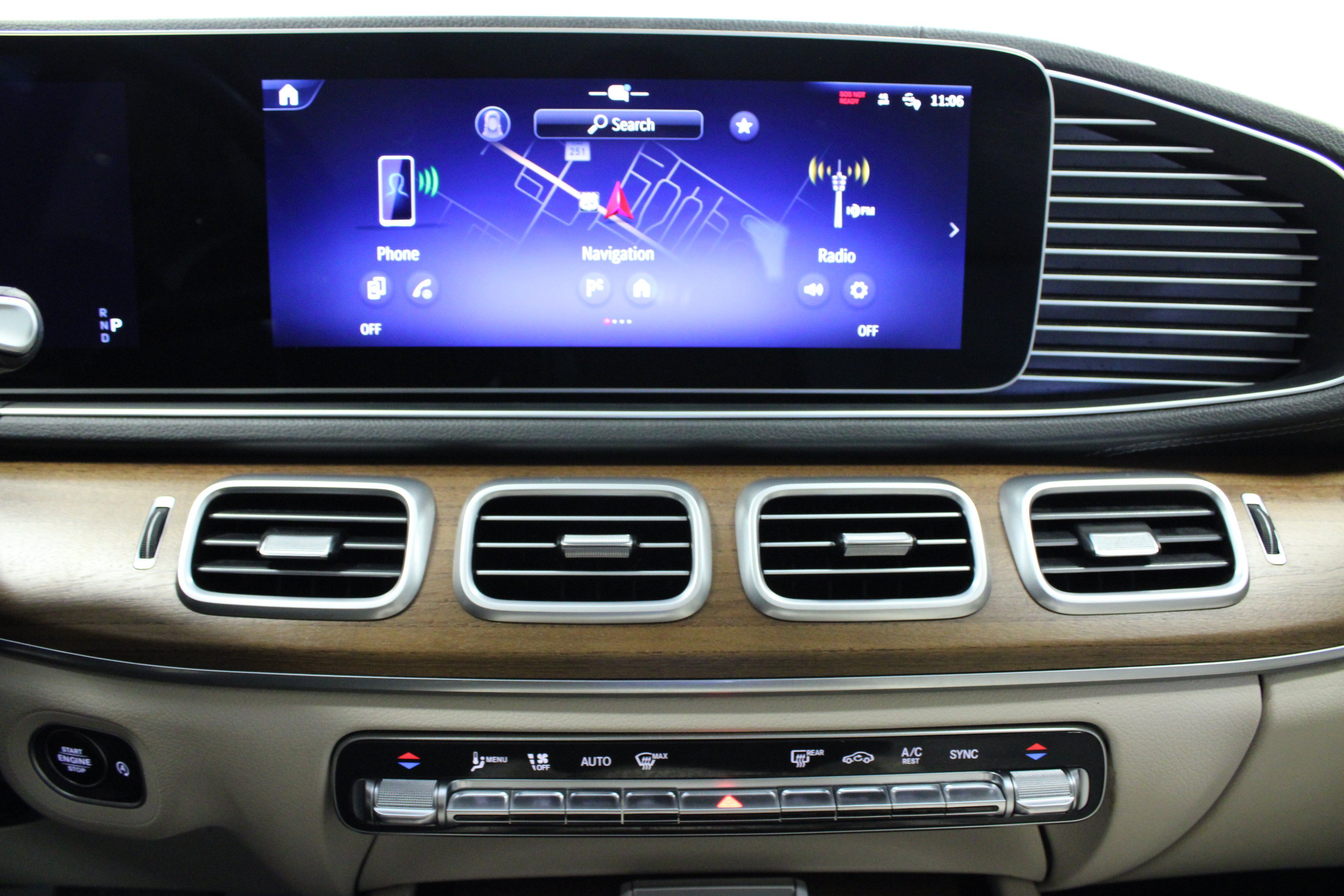 Used 2024 Polar White Mercedes-Benz GLS 450 image 23