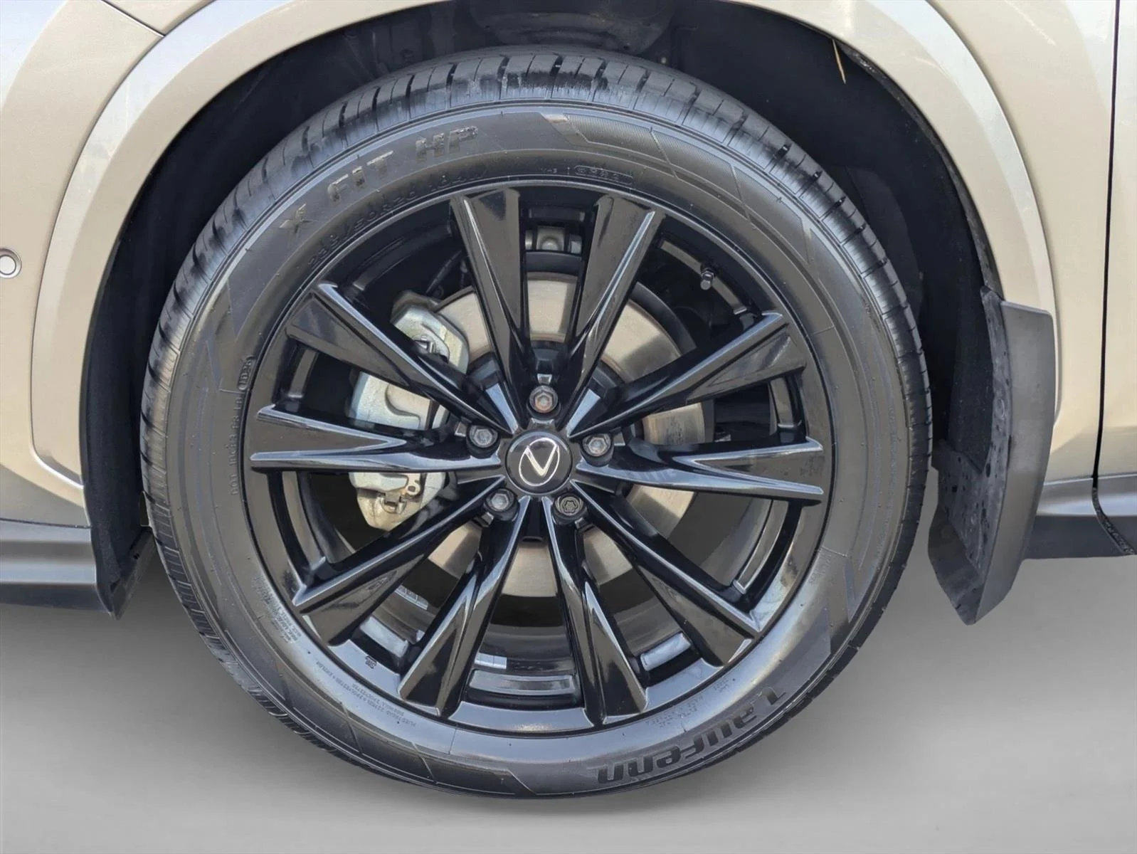 Used 2025 Atomic Silver Lexus NX 450h+ F SPORT Handling image 25
