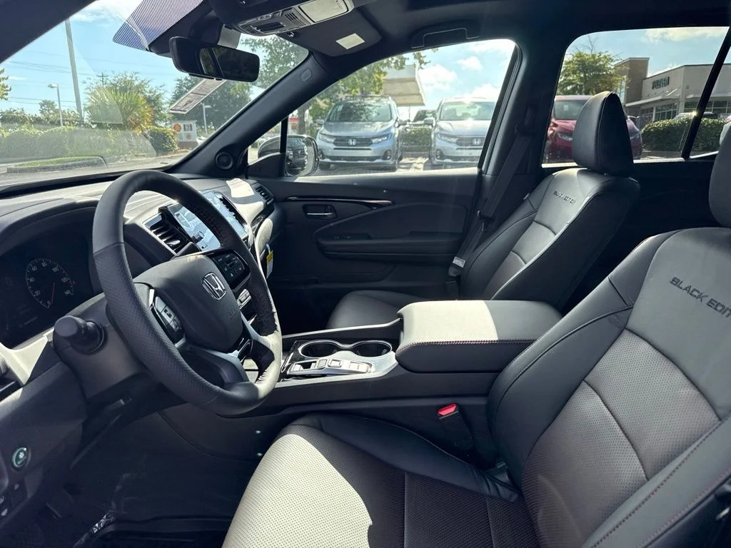 New 2026 Platinum White Pearl Honda Black Edition image 20
