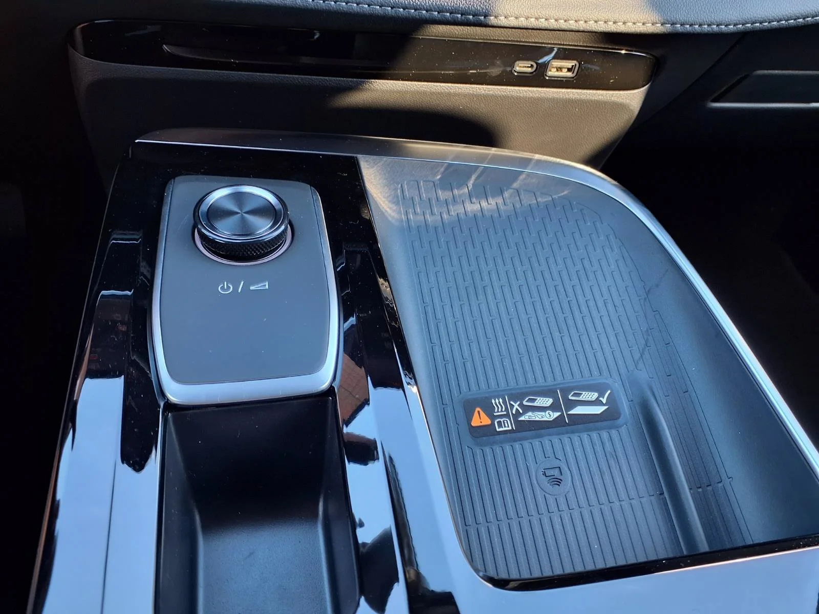 New 2027 Moonstone Gray Metallic Buick Sport Touring image 6