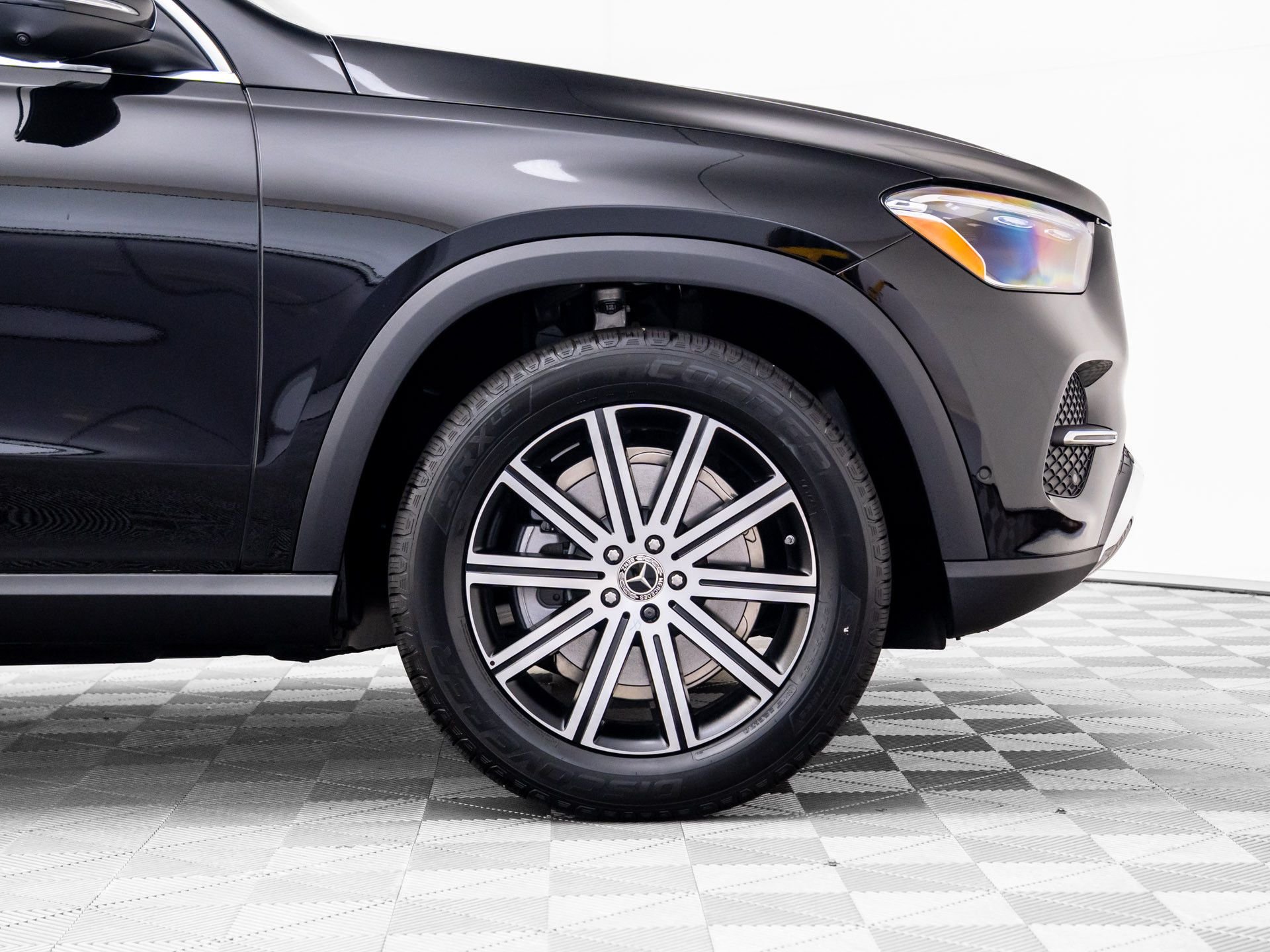 New 2026 Obsidian Black Metallic Mercedes-Benz GLE 350 image 32