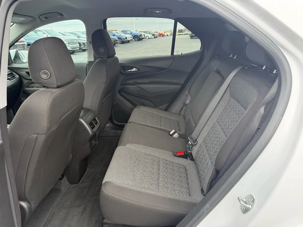 2024 Chevrolet Equinox LT - Photo 12