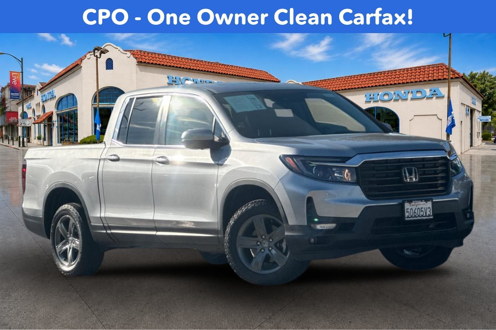 Used 2023 Lunar Silver Metallic Honda RTL image 2