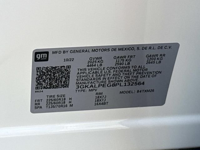 Used 2023 White GMC SLT image 30