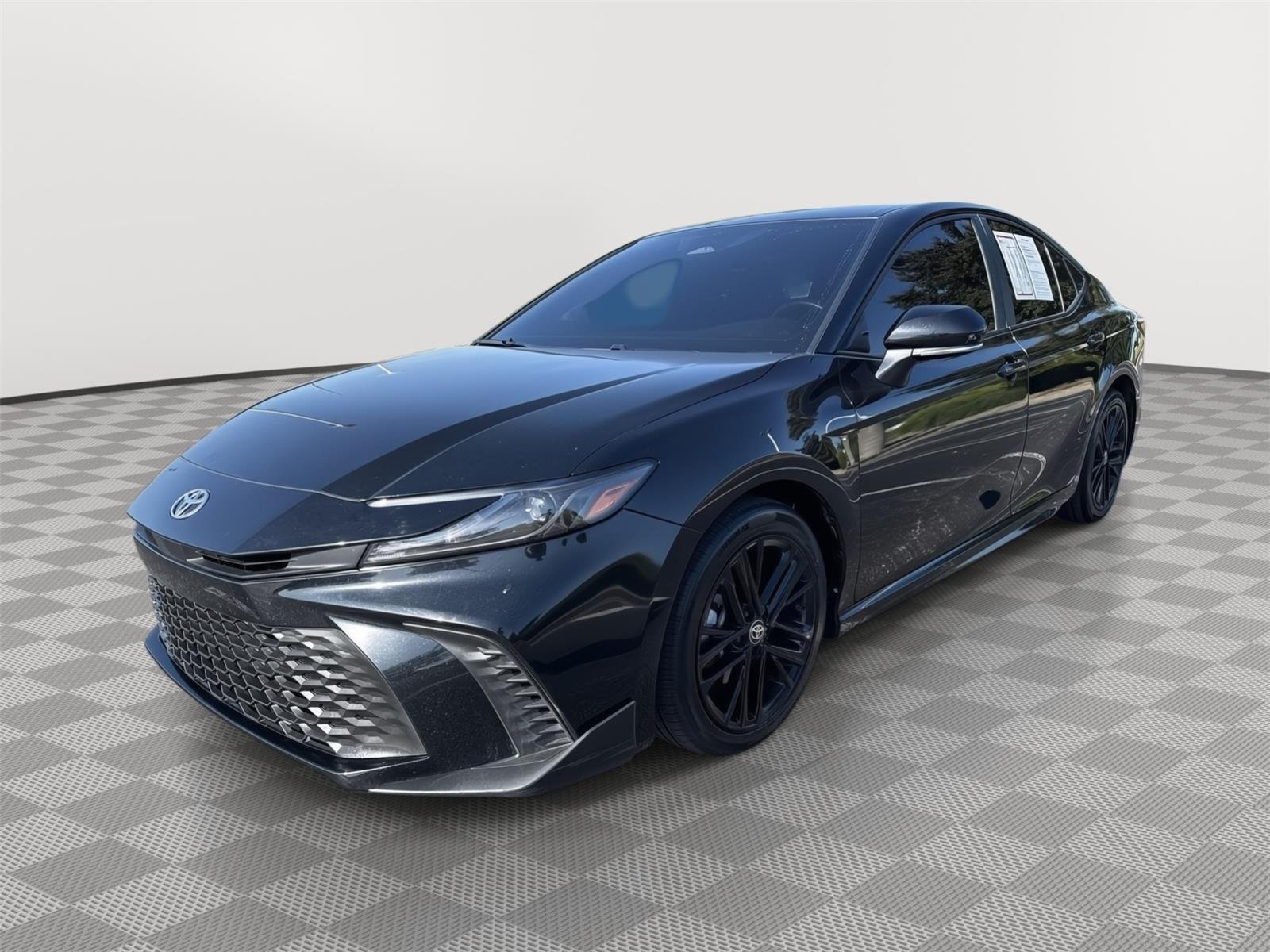 Used 2025 Toyota Camry LE with VIN 4T1DAACK5SU502480 for sale in Kansas City