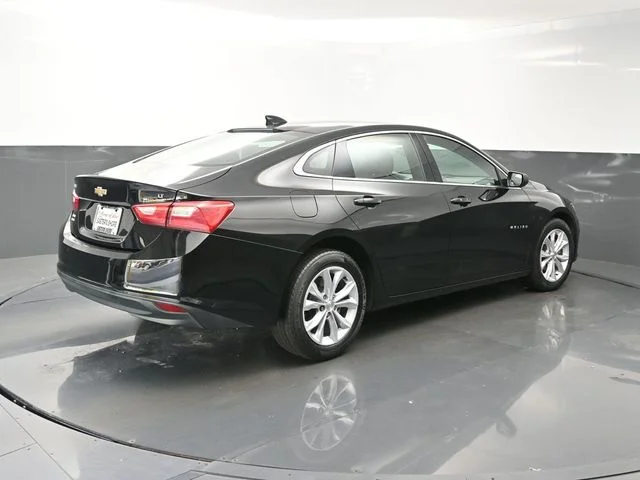 Used 2025 Black Chevrolet LT image 7