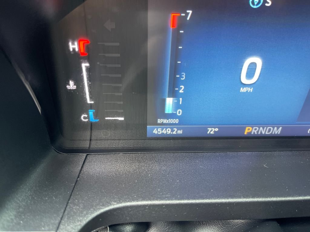 Used 2025 Green Ford XLT image 22