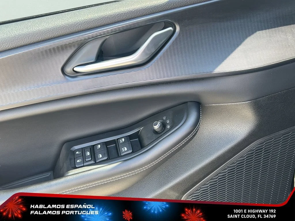 Used 2024 Black Jeep Altitude X 4x4 image 11