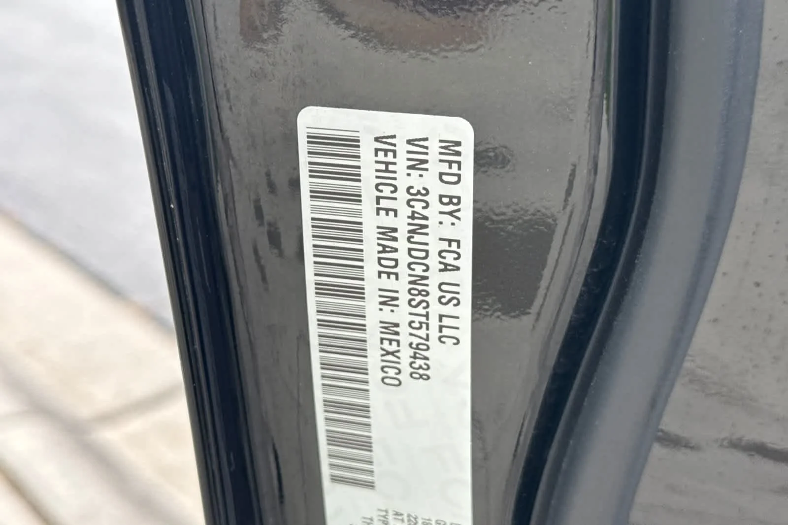 Certified Used 2025 Diamond Black Jeep Limited image 28