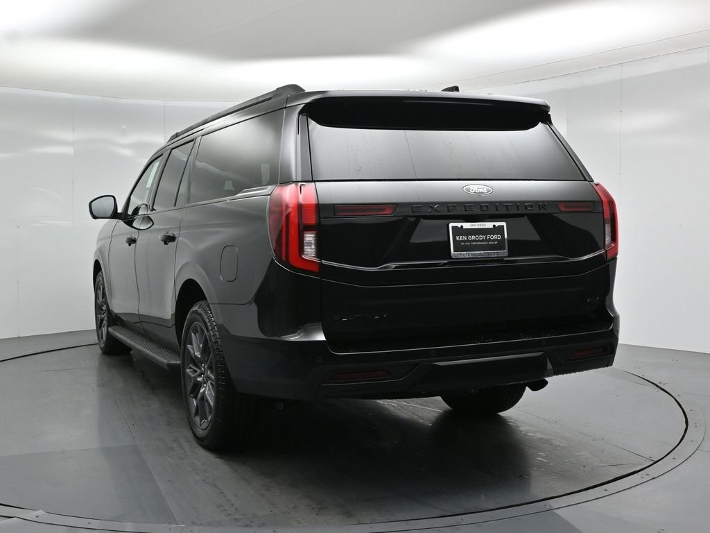 New 2026 Agate Black Metallic Ford Platinum image 26