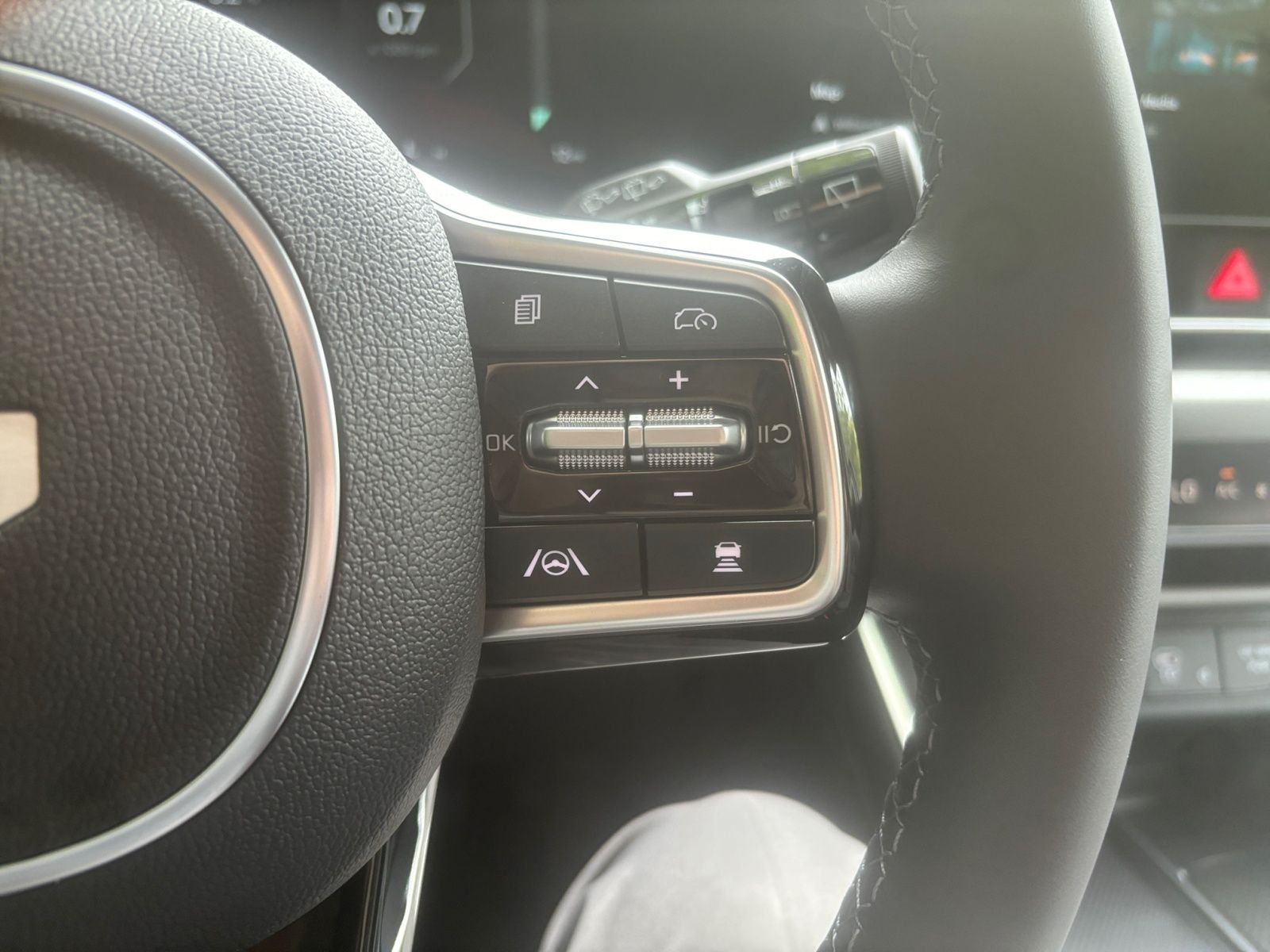 2026 Kia Carnival SX - Photo 23