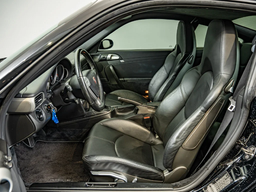 Used 2007 Black Porsche Carrera image 5