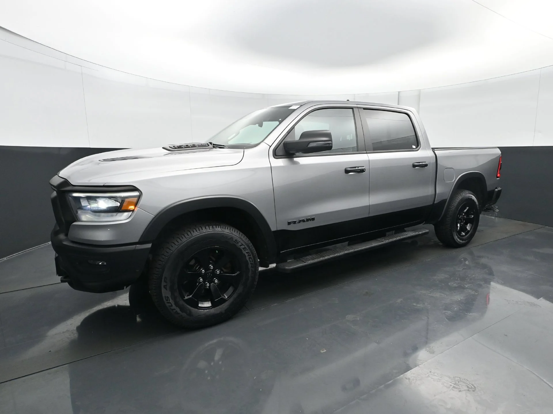 Used 2023 Billet Silver Metallic Clearcoat Ram Rebel image 2