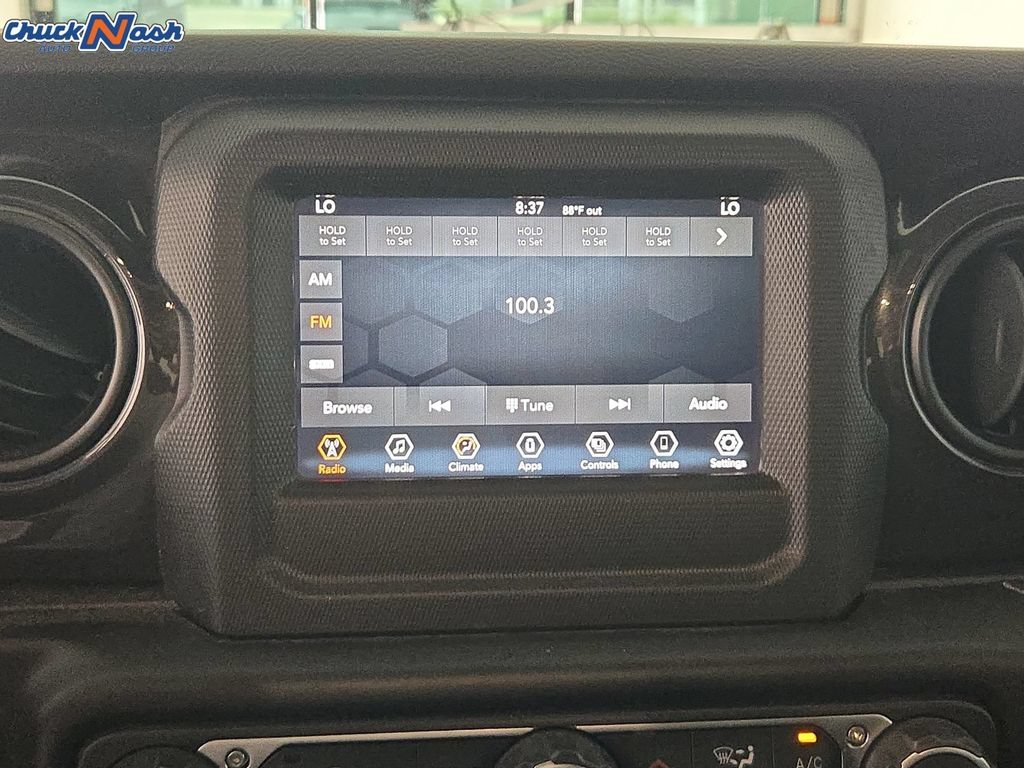 Used 2021 Gray Jeep Sport Altitude 4x4 image 19