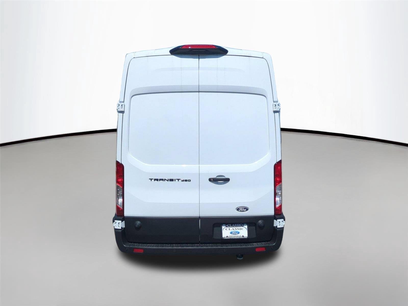 New 2026 Oxford White Ford Cargo Van image 4