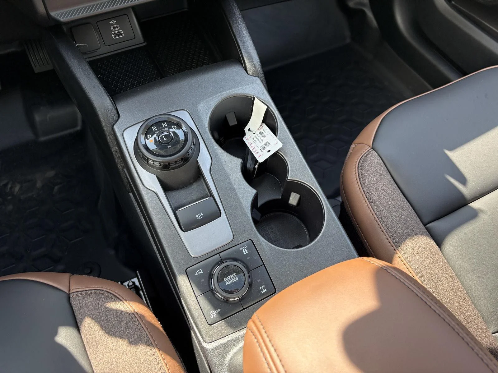 New 2026 Space White Metallic Ford Outer Banks® image 14