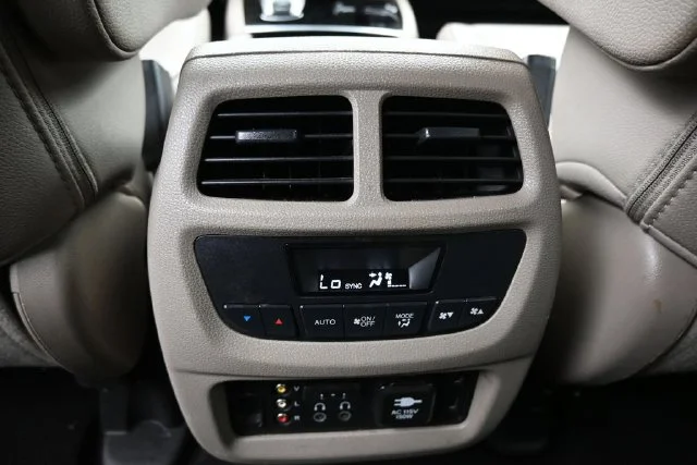 Used 2017 White Honda Touring image 21