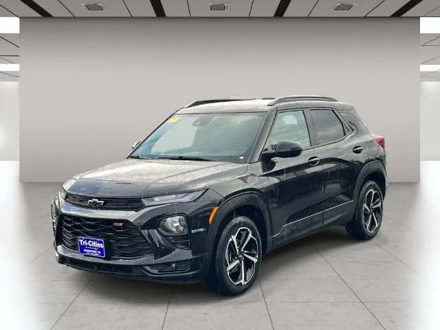 Used 2022 Black Chevrolet RS image 8
