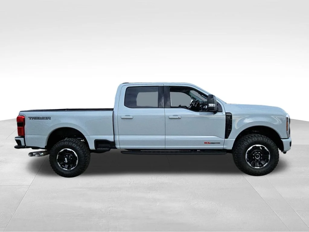 New 2026 Avalanche Ford F-250® Lariat® image 12