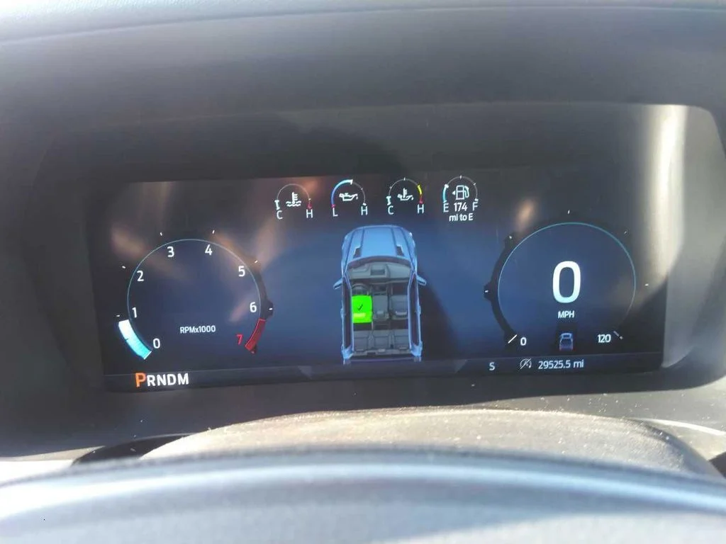 Used 2025 Black Ford XLT image 5
