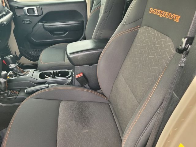 Used 2022 Beige Jeep Mojave image 13