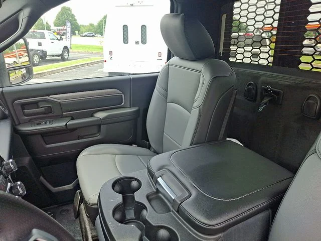 New 2025 White Ram Tradesman image 13