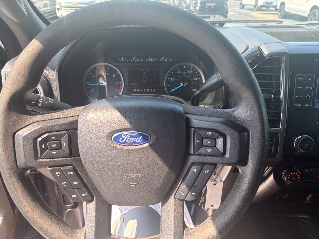 Used 2019 Blue Ford XLT image 16