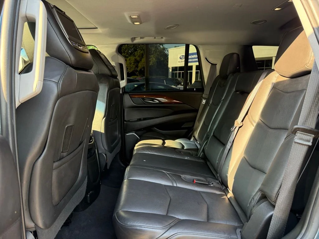 Used 2019 Gray Cadillac Luxury image 21
