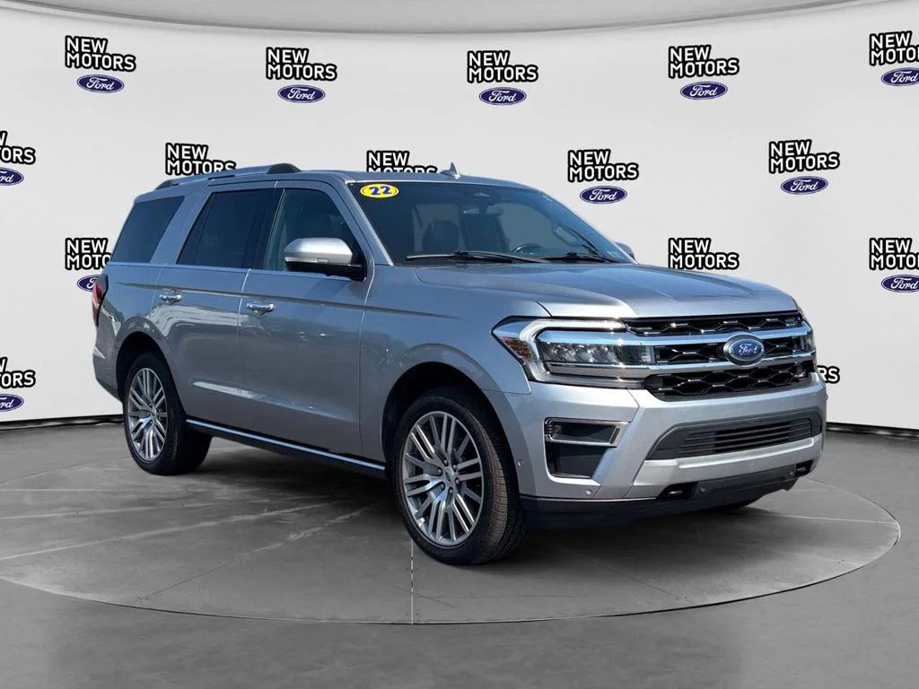 Used 2022 Silver Metallic Ford Limited image 7