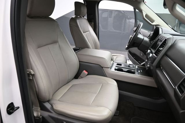 Used 2018 White Ford XLT image 25