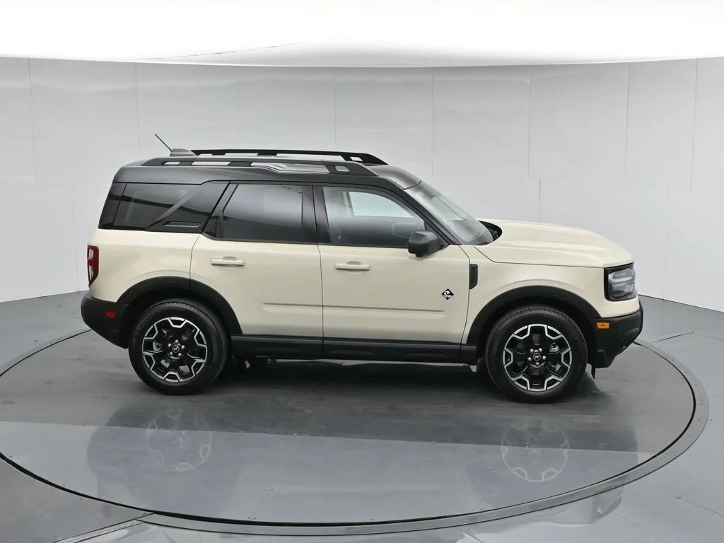 Certified Used 2025 Beige Ford Outer Banks image 55