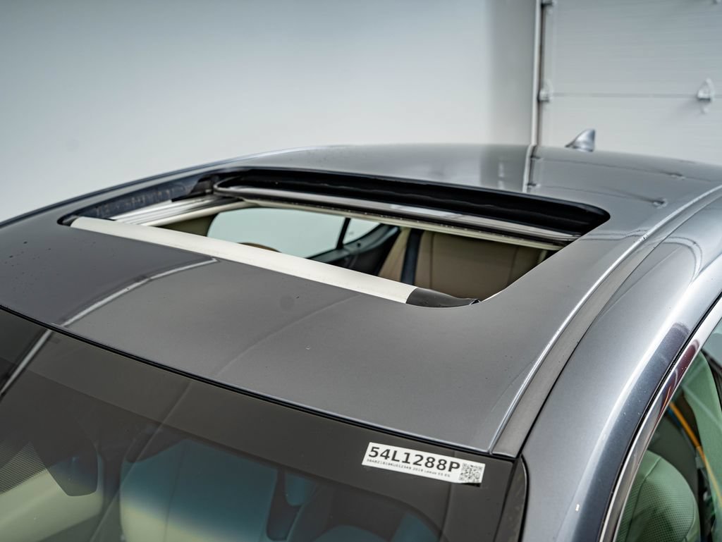 Used 2019 Gray Pearl Lexus 350 image 17