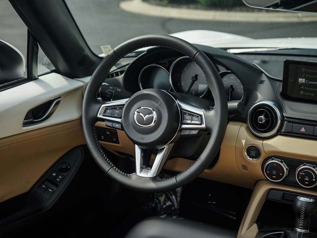 2025 Mazda MX-5 Miata Grand Touring - Photo 13