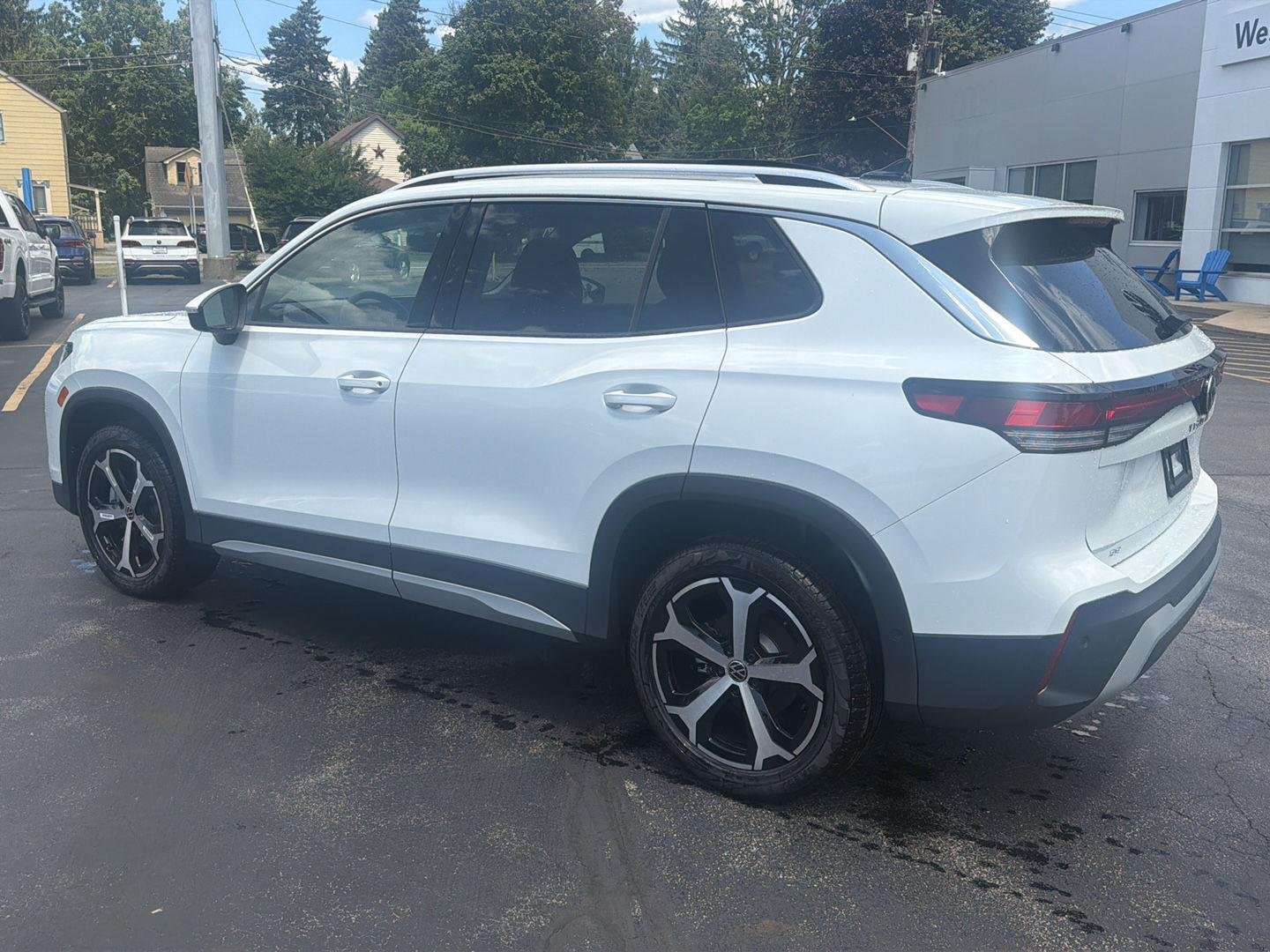 New 2026 White Volkswagen 2.0T SE image 2
