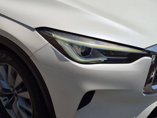 Certified Used 2020 Majestic White INFINITI LUXE image 10