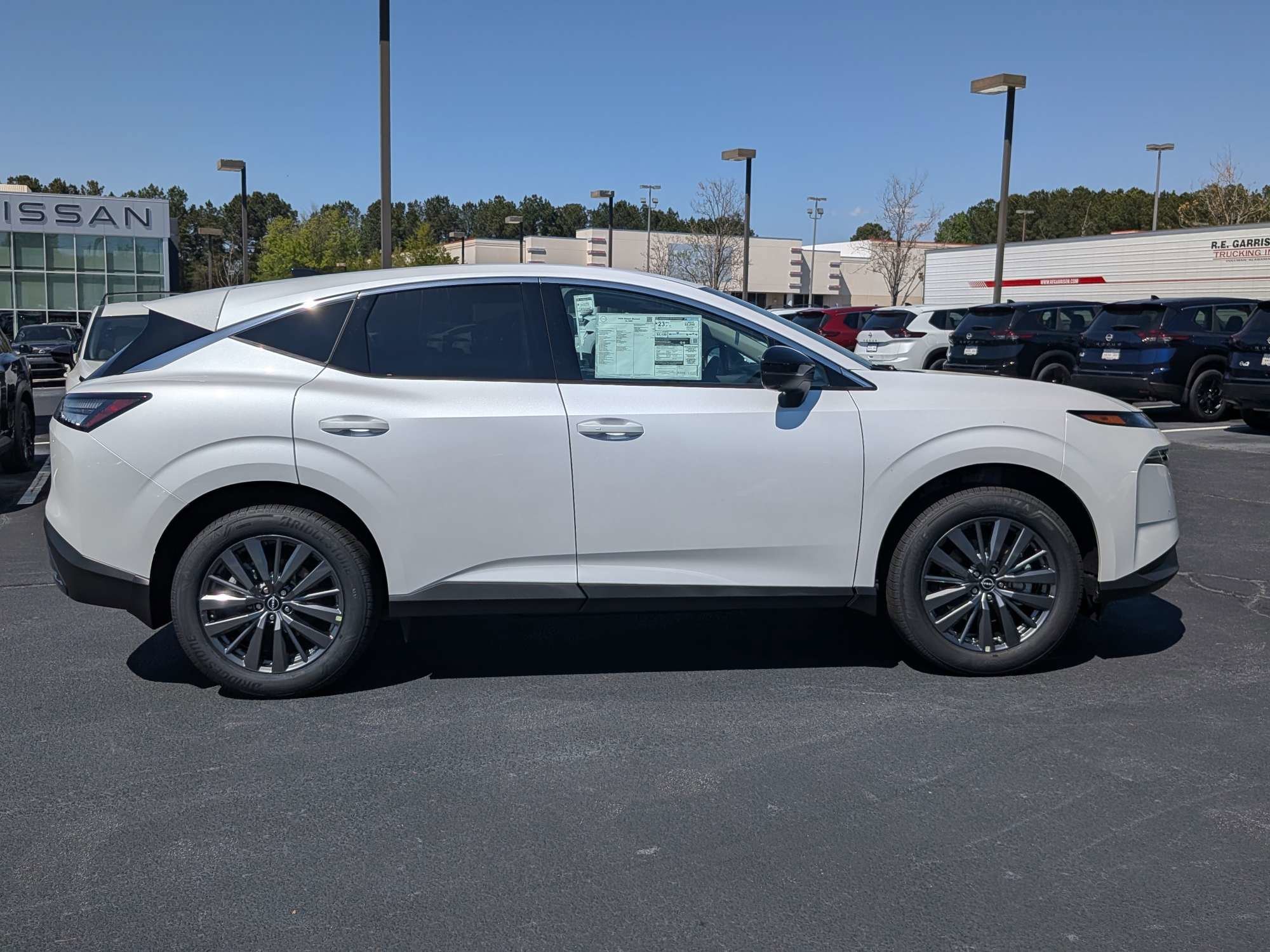New 2026 White Nissan SL image 2