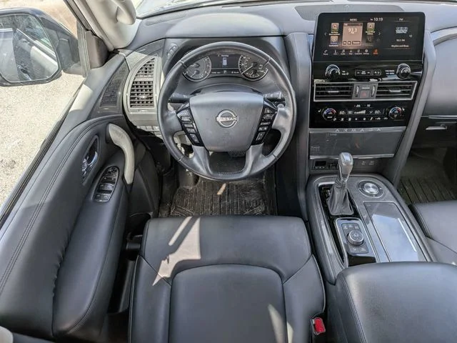 Used 2022 Gray Nissan SV image 15
