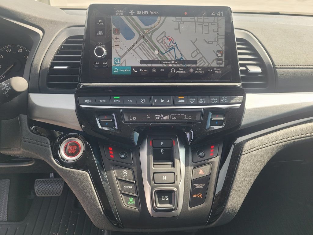 2026 Honda Odyssey Touring - Photo 12