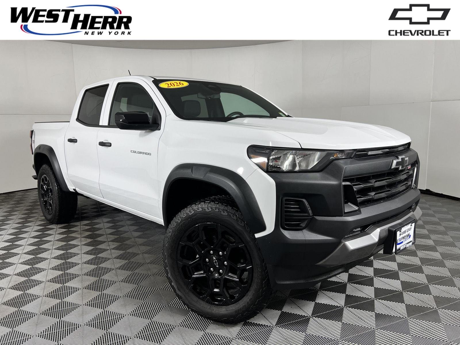 Used 2026 Summit White Chevrolet 4WD Trail Boss image 1