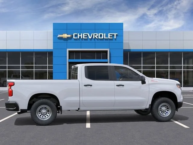New 2026 Summit White Chevrolet WT image 5
