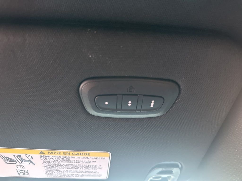 Used 2025 Bright White Clearcoat Jeep Base image 20