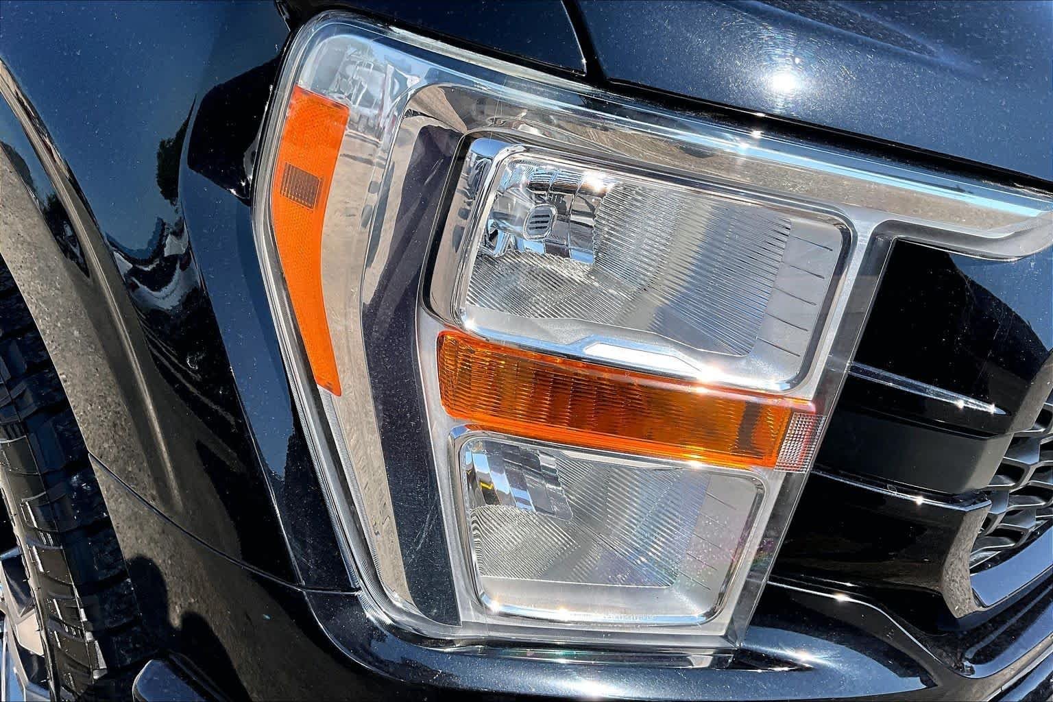 Used 2022 Agate Black Metallic Ford XL image 27