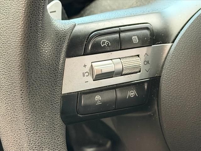 Used 2024 Silver Hyundai SEL image 19