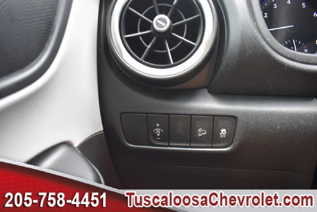 Used 2022 Black Hyundai SEL image 36