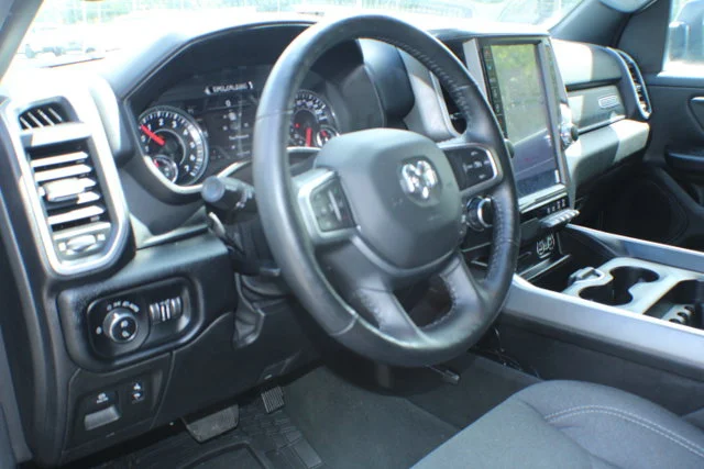Used 2019 Diamond Black Crystal Pearlcoat Ram Big Horn/Lone Star image 7