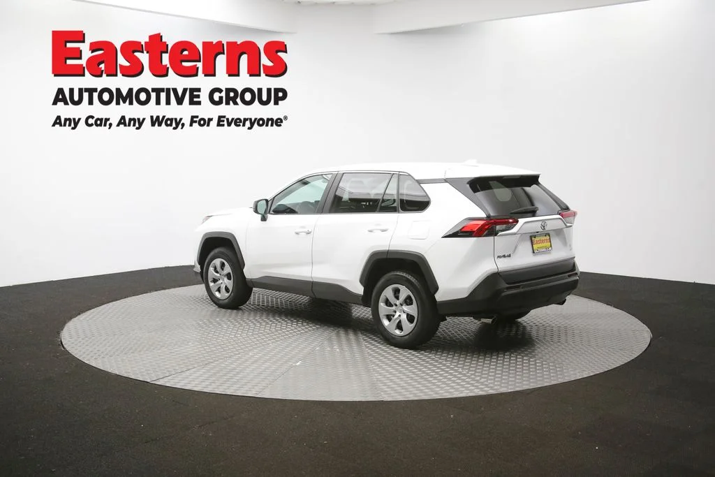 Used 2022 White Toyota LE image 61