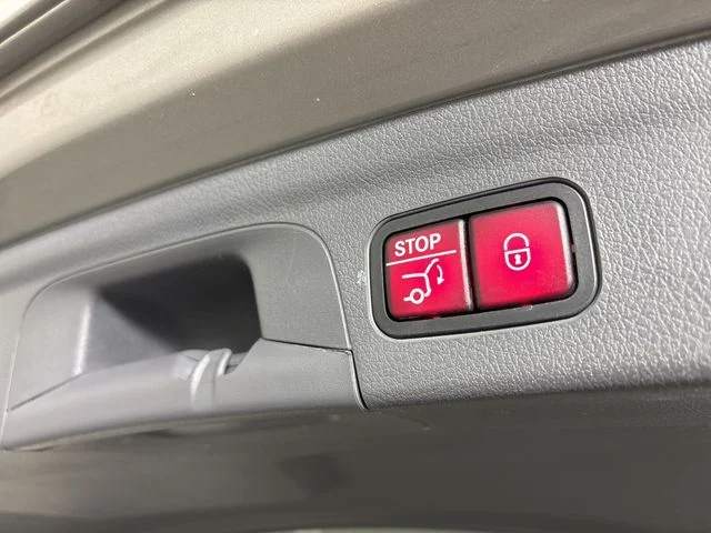 Used 2020 Silver Mercedes-Benz GLE 450 image 23