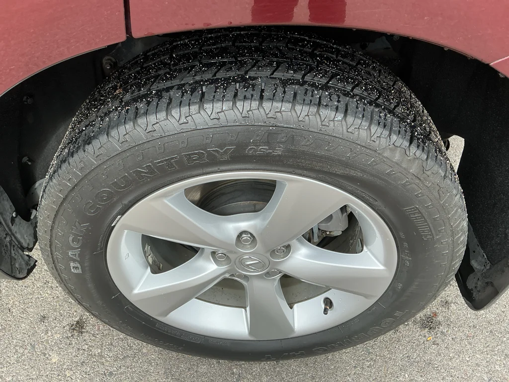 Used 2013 Claret Mica Lexus Base image 13