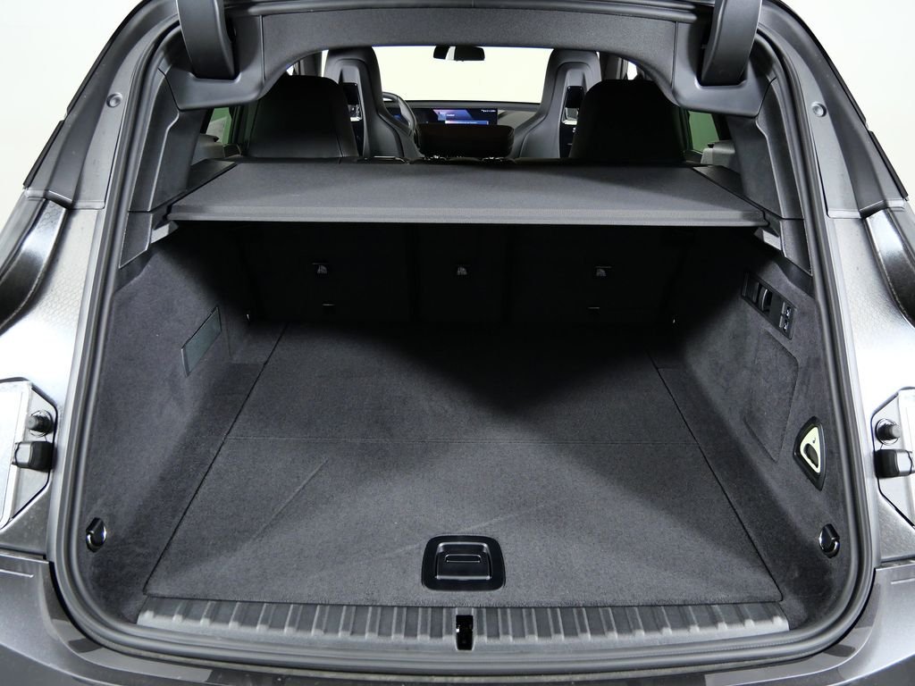 2026 BMW iX 60 - Photo 27